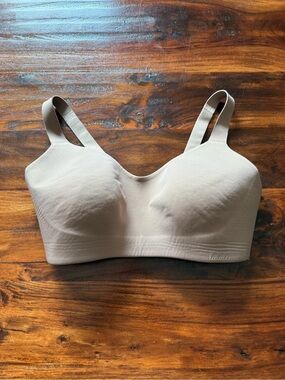 lululemon athletica Nude Light Support Bra
